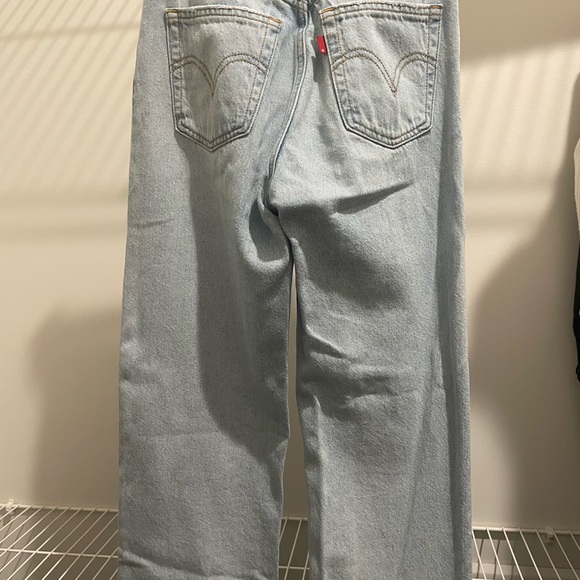 Levi’s Ribcage Straight Jean Size 24 - Picture 4 of 5